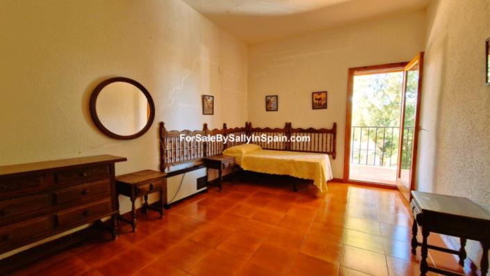 Image No.44-Villa de 5 chambres à vendre à Alzira