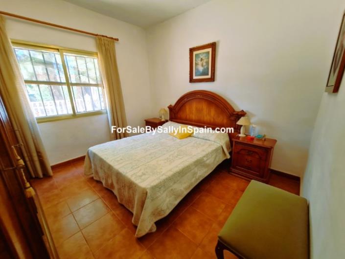 Image No.34-Villa de 5 chambres à vendre à Alzira