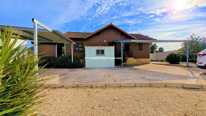 Image No.34-4 Bed Villa for sale