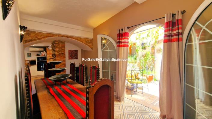 Image No.24-4 Bed Villa for sale