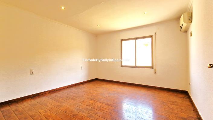 Image No.25-Maison de ville de 3 chambres à vendre à La Font D'en Carros