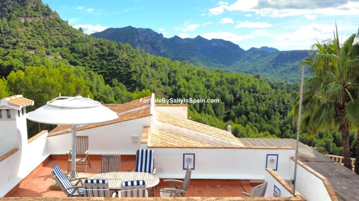 Image No.35-5 Bed Villa for sale