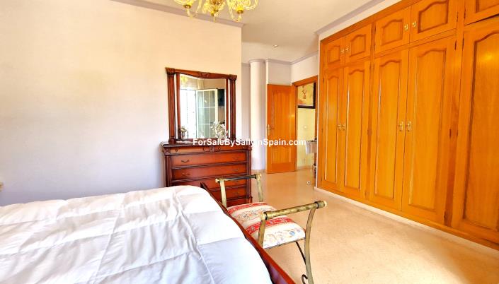 Image No.34-Villa de 3 chambres à vendre à Gandía