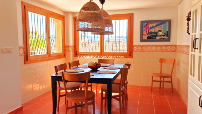 Image No.21-3 Bed Villa for sale