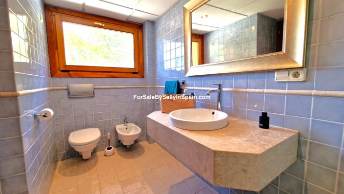 Image No.30-3 Bed Villa for sale