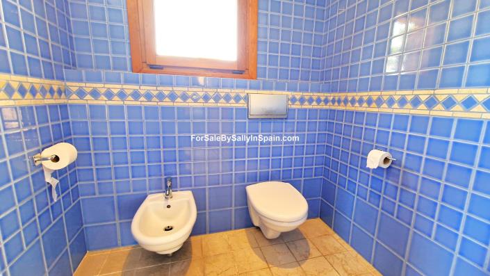 Image No.36-3 Bed Villa for sale