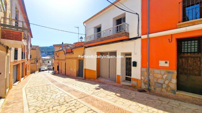 Image No.8-Maison de ville de 5 chambres à vendre à Castelló de Rugat