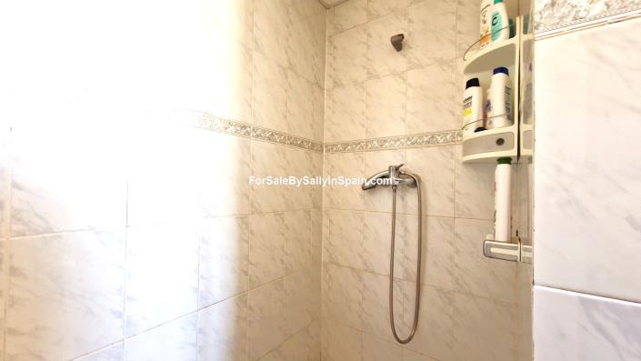 Image No.34-4 Bed Villa for sale