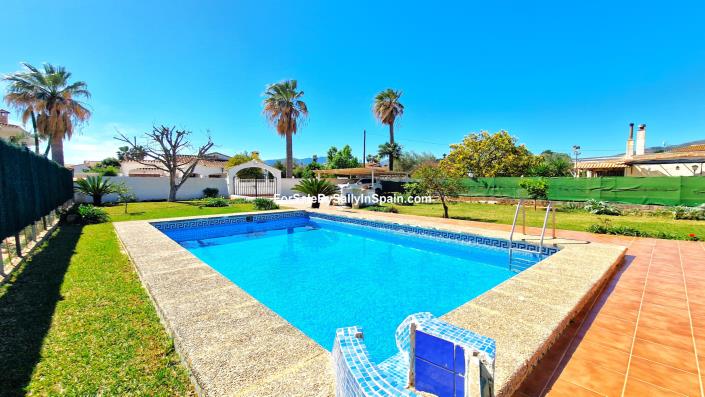 Image No.4-4 Bed Villa for sale