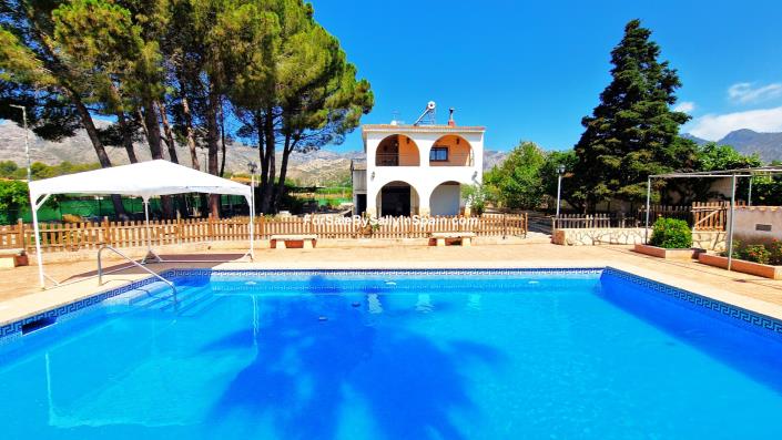 Image No.3-5 Bed Villa for sale