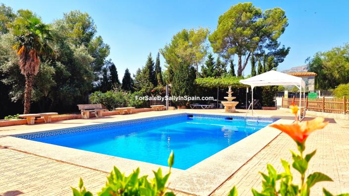 Image No.5-5 Bed Villa for sale