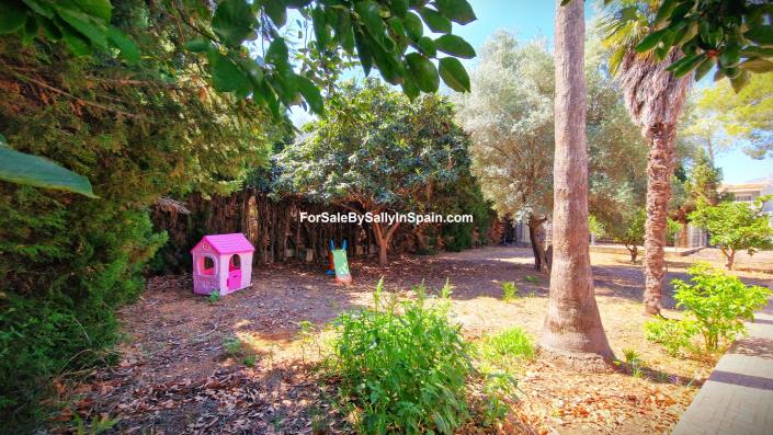 Image No.51-5 Bed Villa for sale