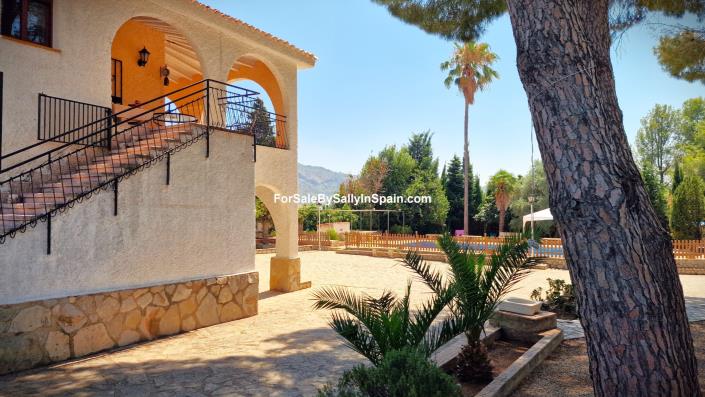 Image No.14-5 Bed Villa for sale