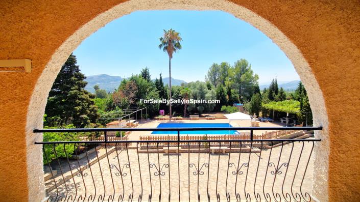 Image No.4-5 Bed Villa for sale