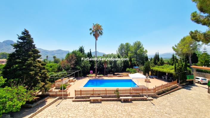 Image No.50-5 Bed Villa for sale