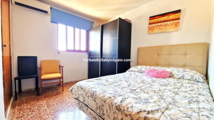 Image No.32-5 Bed Villa for sale