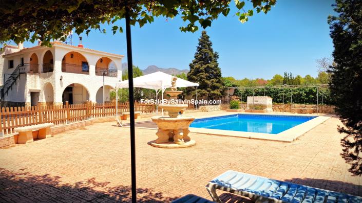 Image No.53-5 Bed Villa for sale