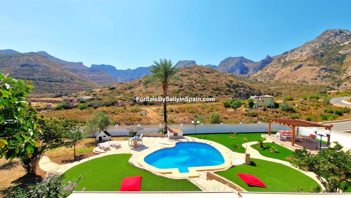 Image No.3-Villa de 6 chambres à vendre à Gandía