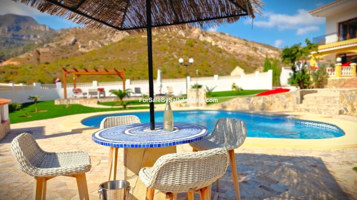 Image No.4-Villa de 6 chambres à vendre à Gandía