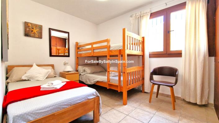 Image No.48-Villa de 6 chambres à vendre à Gandía