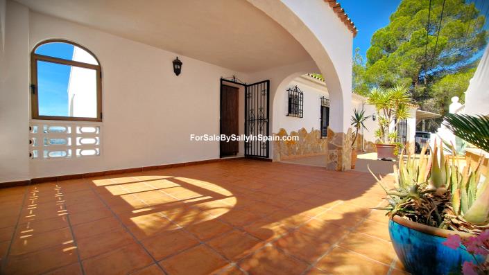 Image No.23-4 Bed Villa for sale