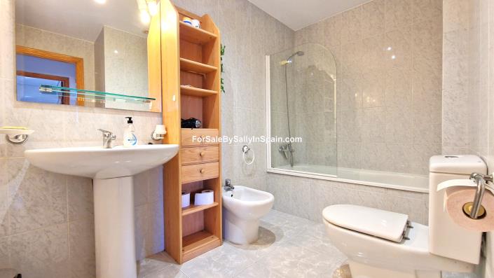 Image No.46-4 Bed Villa for sale