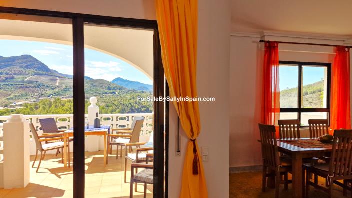 Image No.29-4 Bed Villa for sale