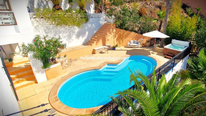 Image No.53-4 Bed Villa for sale