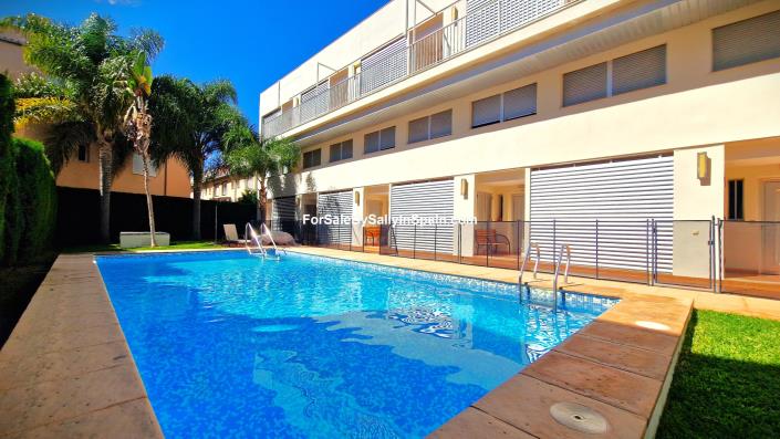 Image No.8-Villa de 5 chambres à vendre à Playa De Miramar