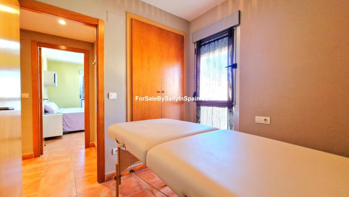 Image No.47-Villa de 5 chambres à vendre à Playa De Miramar