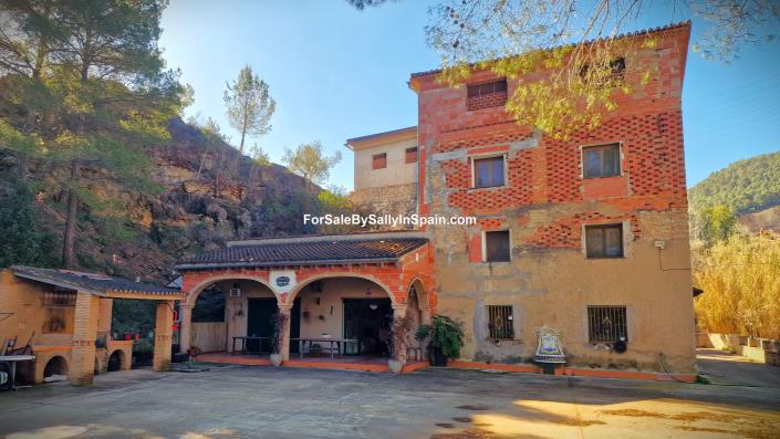 Image No.15-8 Bed Finca for sale