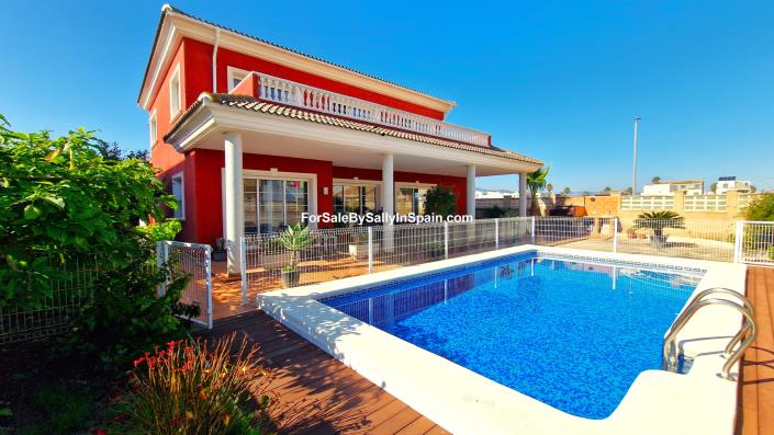 Image No.4-6 Bed Villa for sale