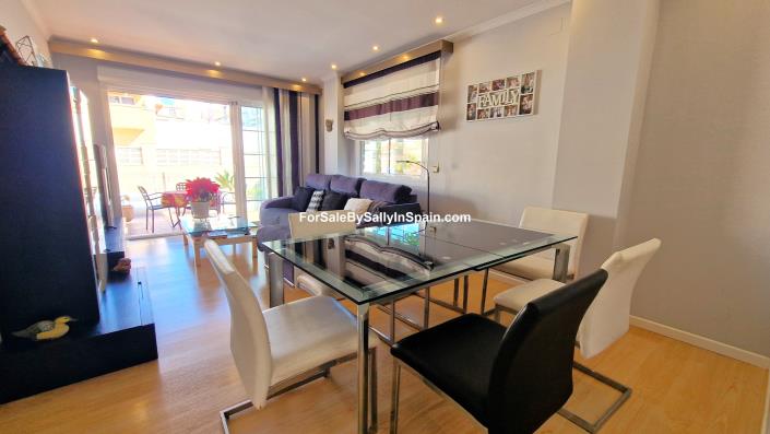 Image No.54-6 Bed Villa for sale