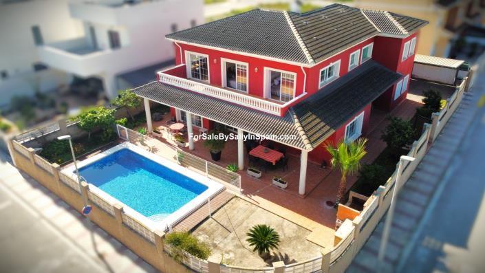 Image No.59-6 Bed Villa for sale