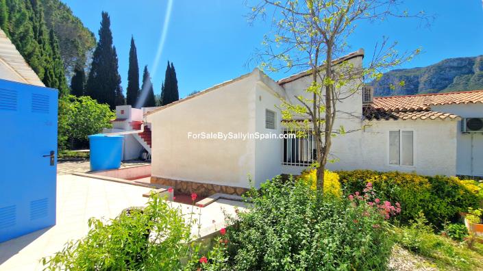 Image No.56-4 Bed Villa for sale