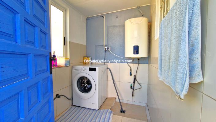 Image No.57-4 Bed Villa for sale