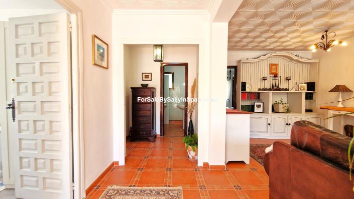 Image No.30-4 Bed Villa for sale