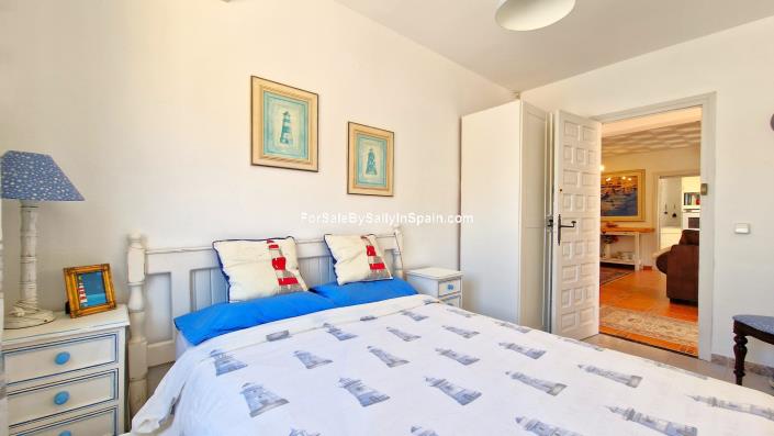 Image No.35-4 Bed Villa for sale