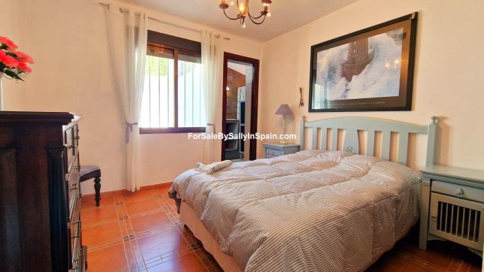 Image No.36-4 Bed Villa for sale
