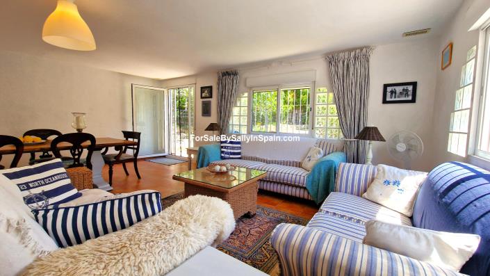 Image No.29-4 Bed Villa for sale