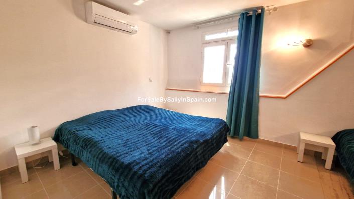 Image No.44-5 Bed Villa for sale