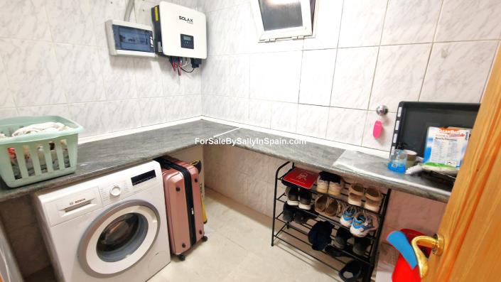 Image No.48-5 Bed Villa for sale