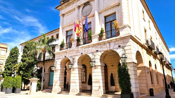 Image No.56-5 Bed Villa for sale