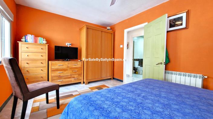 Image No.33-5 Bed Villa for sale