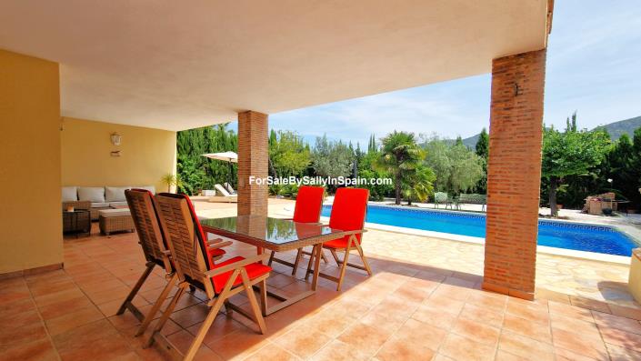 Image No.8-Chalet de 4 chambres à vendre à Alzira