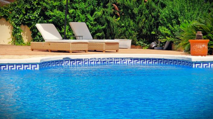 Image No.55-Chalet de 4 chambres à vendre à Alzira