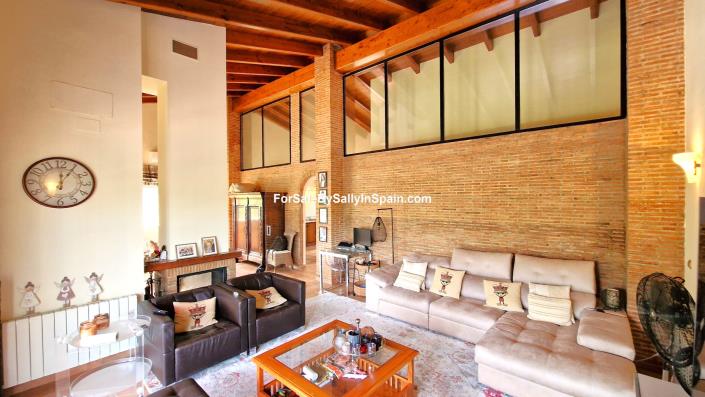 Image No.22-Chalet de 4 chambres à vendre à Alzira