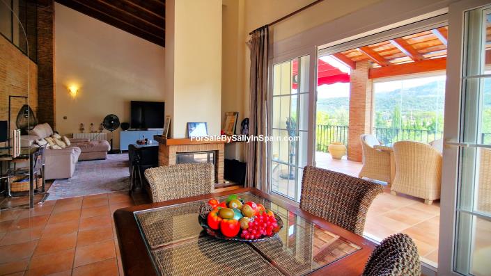 Image No.25-Chalet de 4 chambres à vendre à Alzira