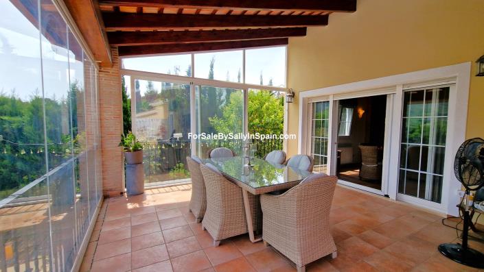 Image No.26-Chalet de 4 chambres à vendre à Alzira