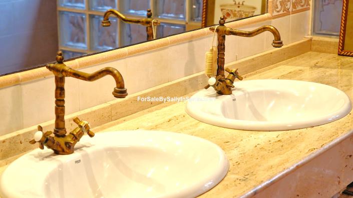 Image No.35-Chalet de 4 chambres à vendre à Alzira